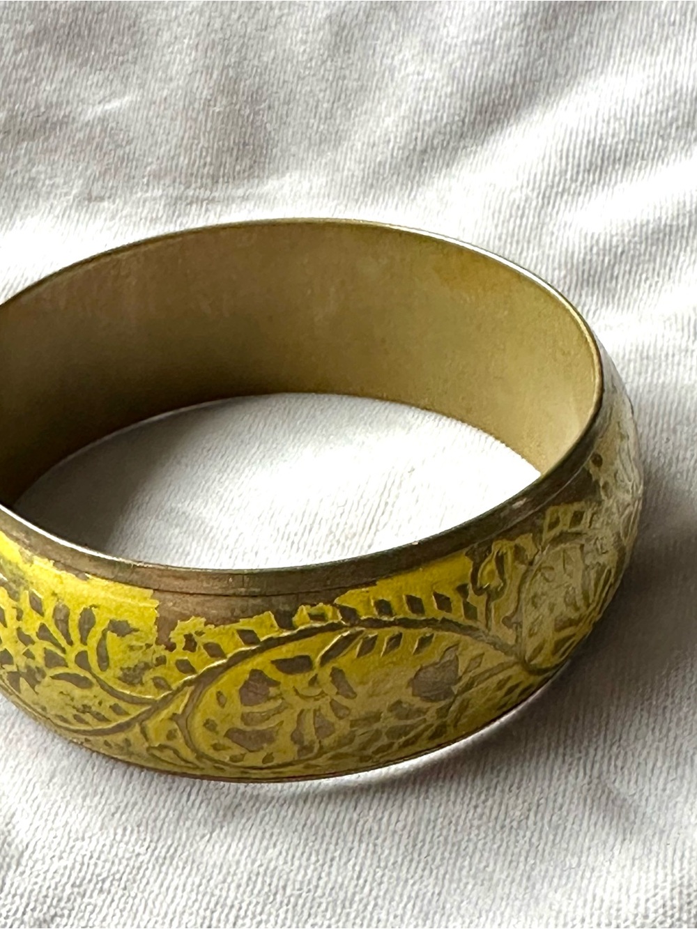 Vintage Yellow Floral Enamel Brass Bangle Bracelet